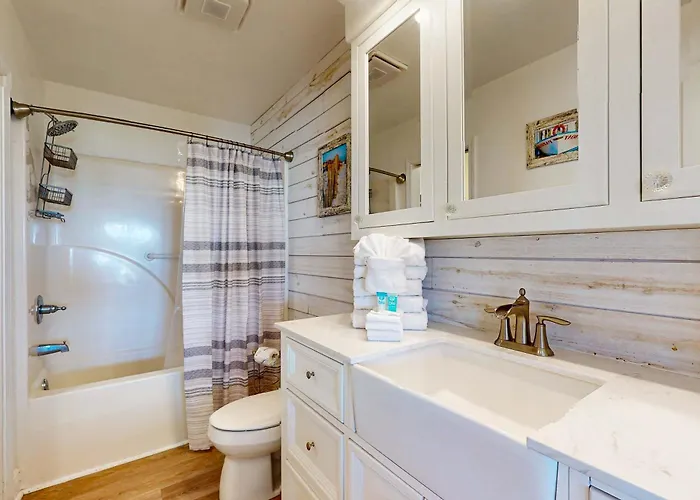 Holiday home Dog-friendly With Private Pool Hot Tub & Pickleball Basketball Court