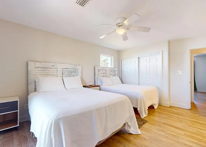 Holiday home Dog-friendly With Private Pool Hot Tub & Pickleball Basketball Court Gulf Shores